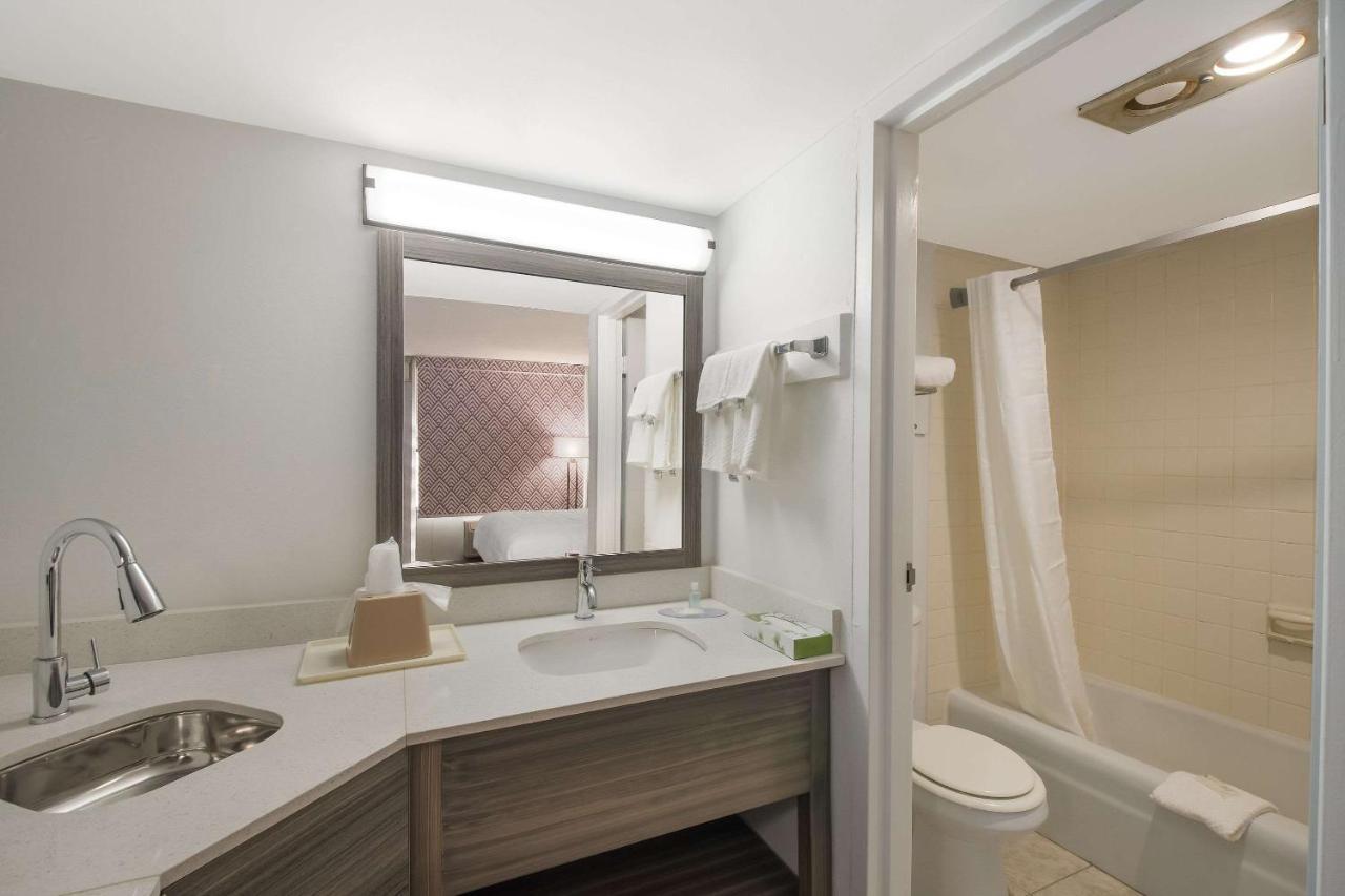 Suburban Studios Cleveland Tn I-75 Экстерьер фото
